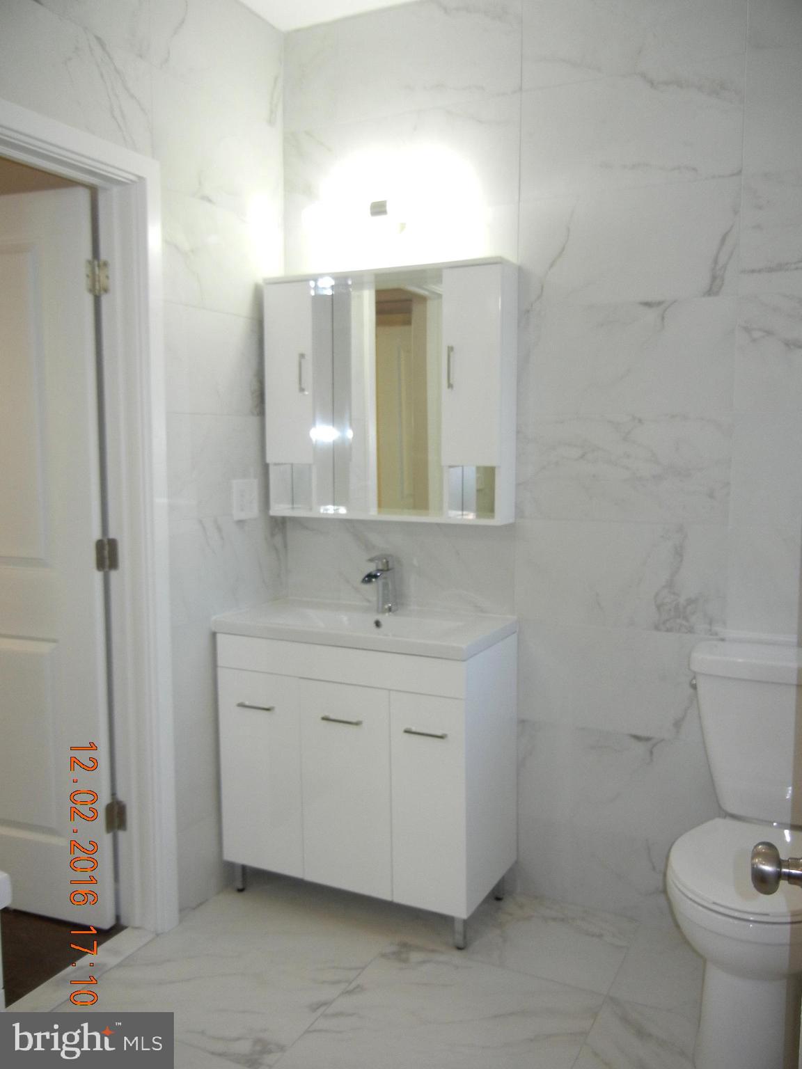 EAST PASSYUNK CROSSING - Residential Lease