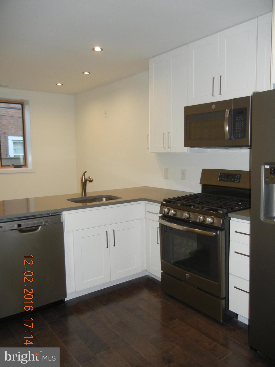 EAST PASSYUNK CROSSING - Residential Lease