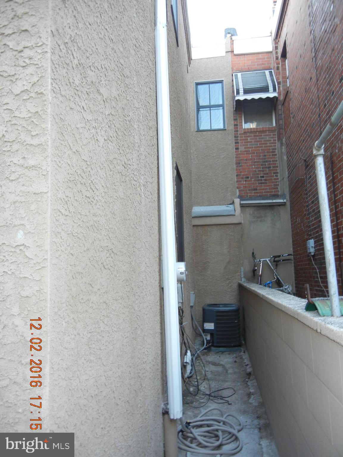 EAST PASSYUNK CROSSING - Residential Lease