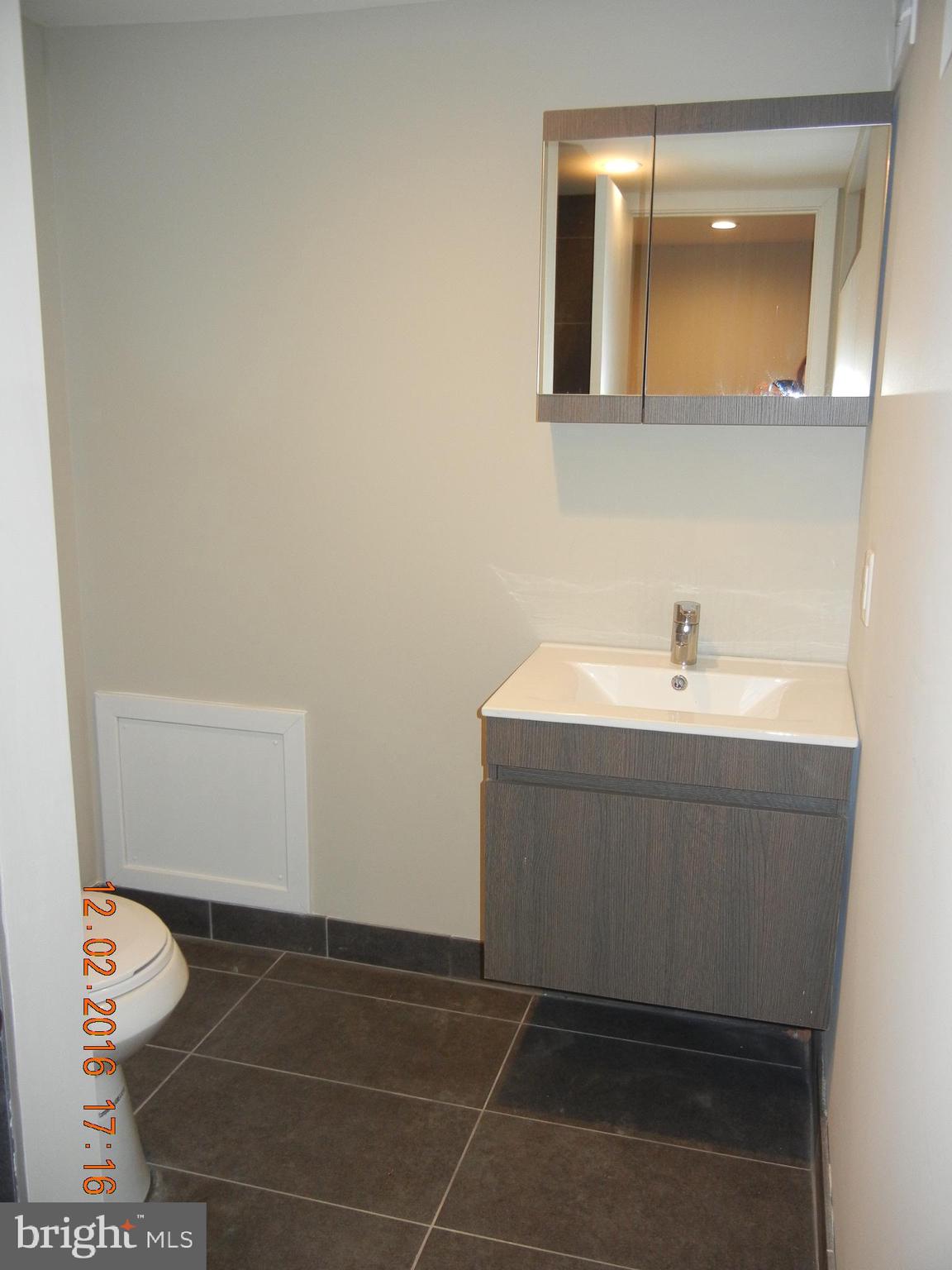 EAST PASSYUNK CROSSING - Residential Lease