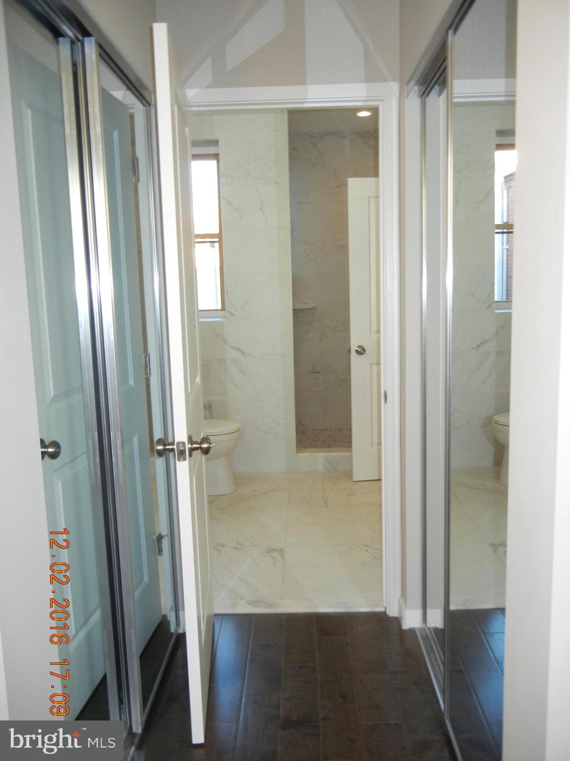 EAST PASSYUNK CROSSING - Residential Lease