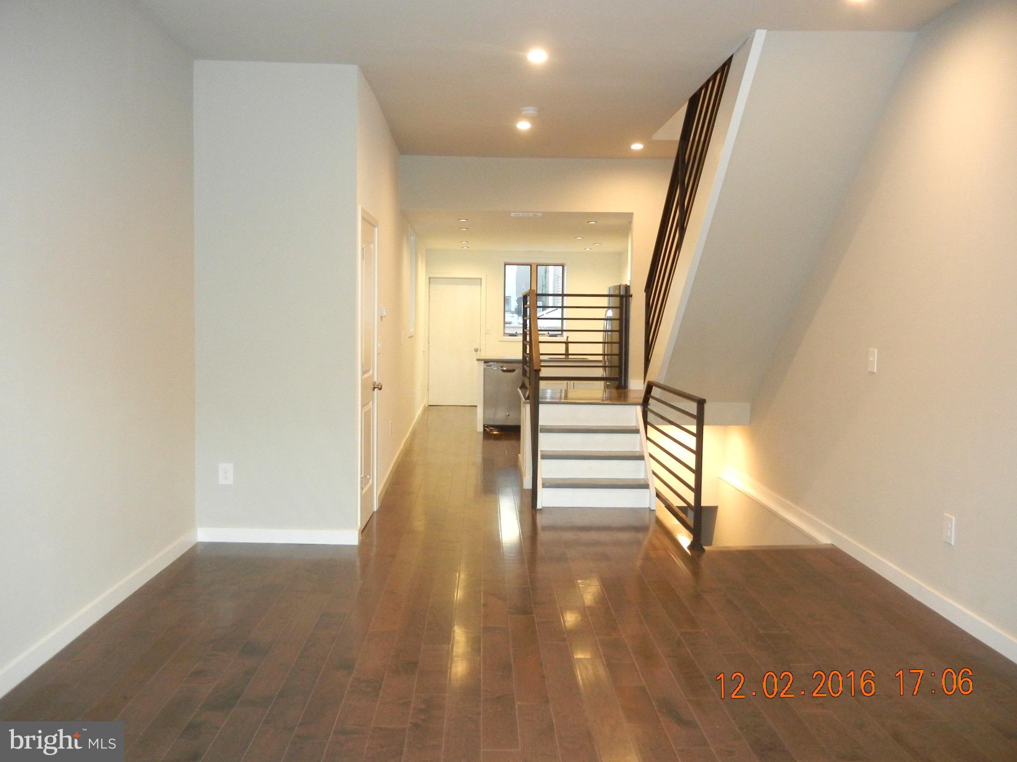 EAST PASSYUNK CROSSING - Residential Lease