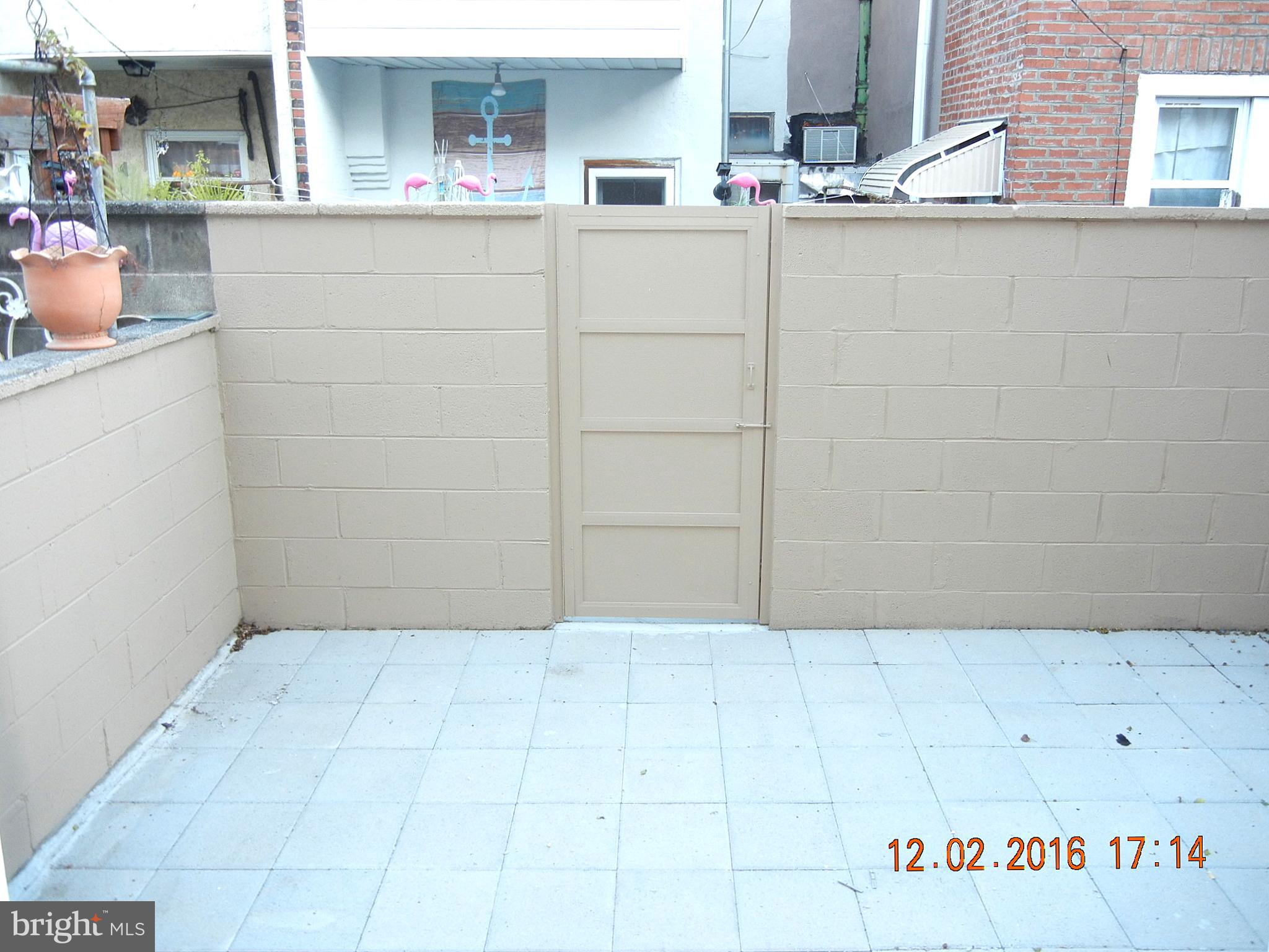 EAST PASSYUNK CROSSING - Residential Lease