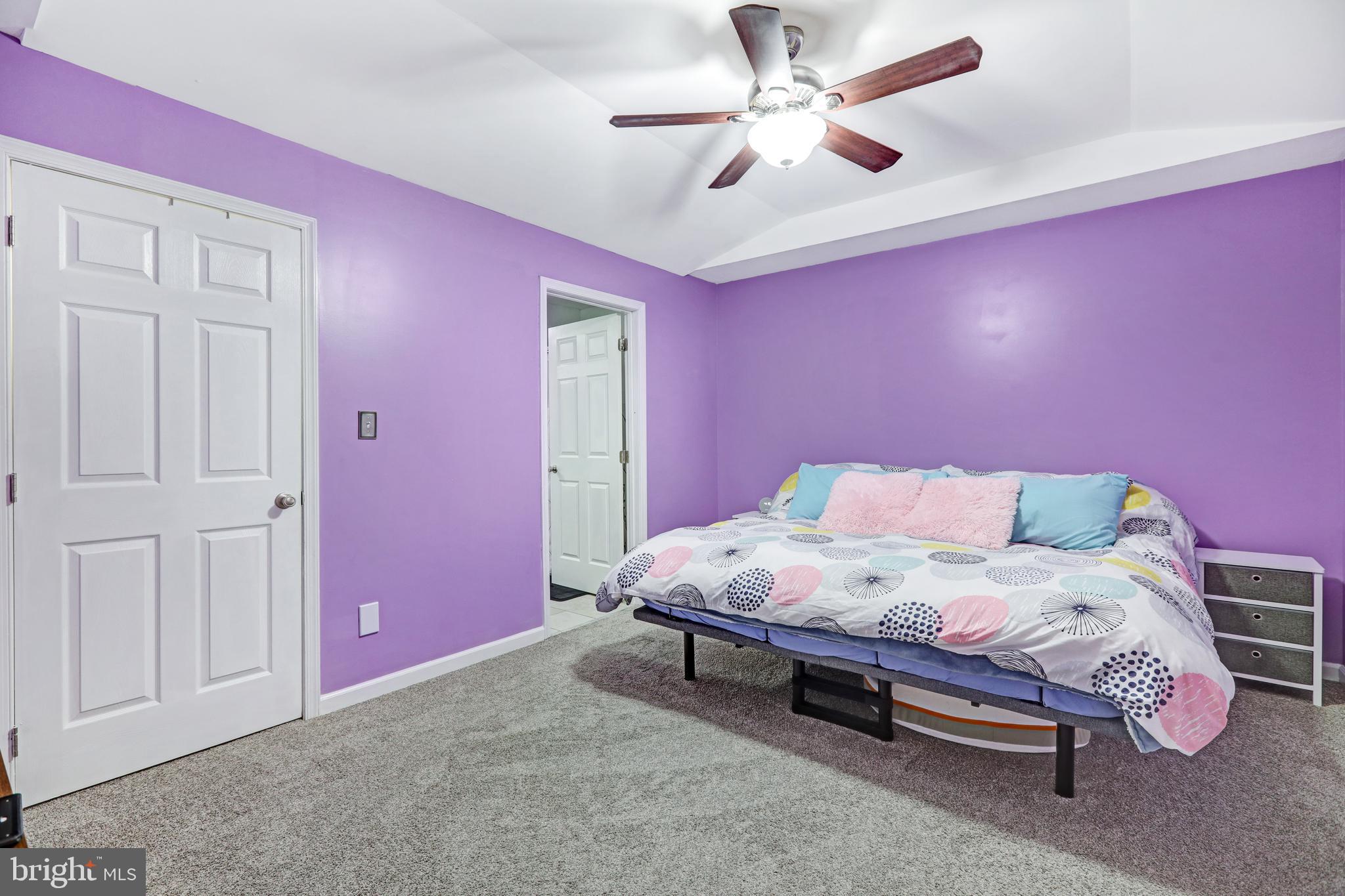 WINDOVER HILLS - Residential