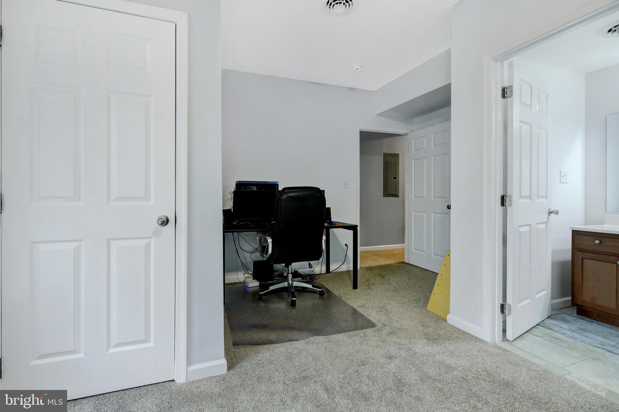 WINDOVER HILLS - Residential