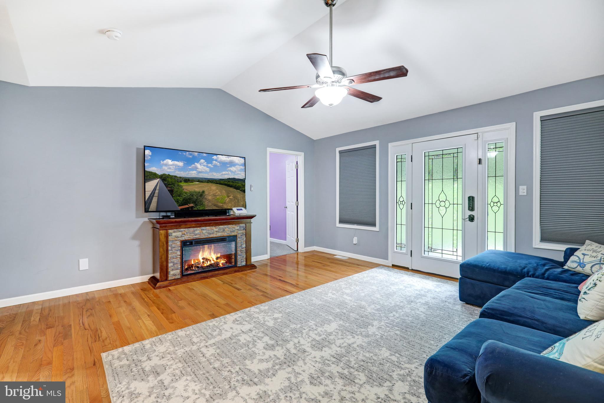 WINDOVER HILLS - Residential