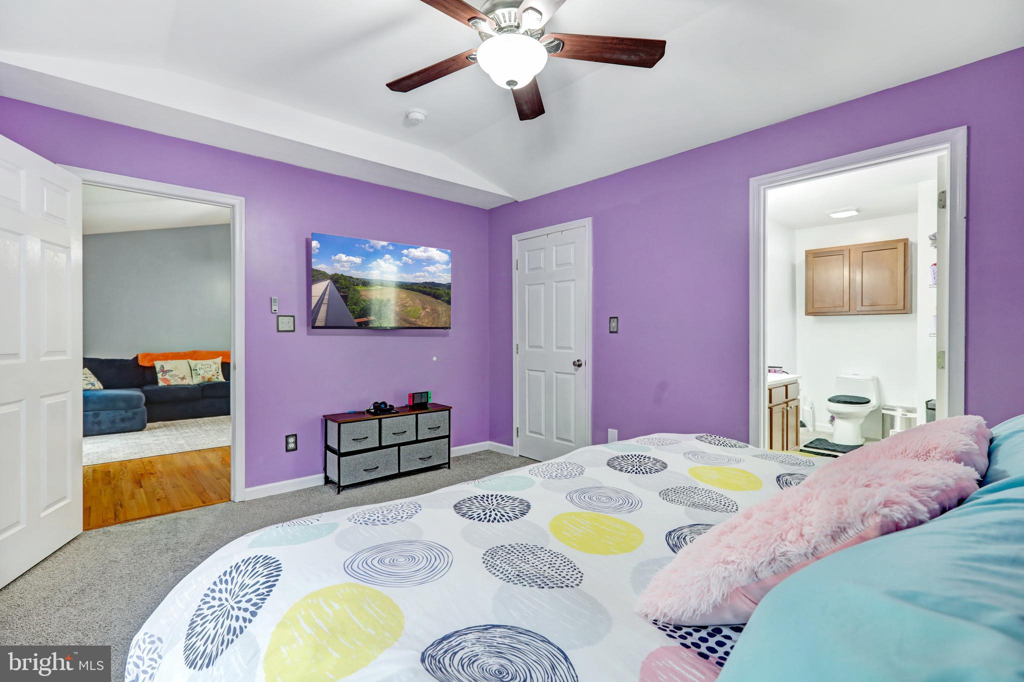 WINDOVER HILLS - Residential