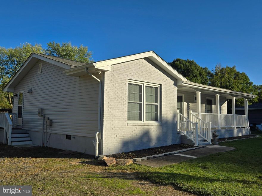 An invitingly renovated 3-bedroom, 2-bathroom home in the heart of a tranquil community, this thoughtfully updated home features fresh paint, a modern kitchen with a huge pantry room, granite countertops, and stainless steel appliances, as well as top-of-the-line bathroom finishes. It offers an open layout and a peaceful, huge fenced backyard. Located just minutes from major community routes, shopping and dinning. Plenty of parking spaces. This home presents an excellent opportunity to secure a stylish move -in ready property in a sought after Courtland Waverly Village neighborhood.