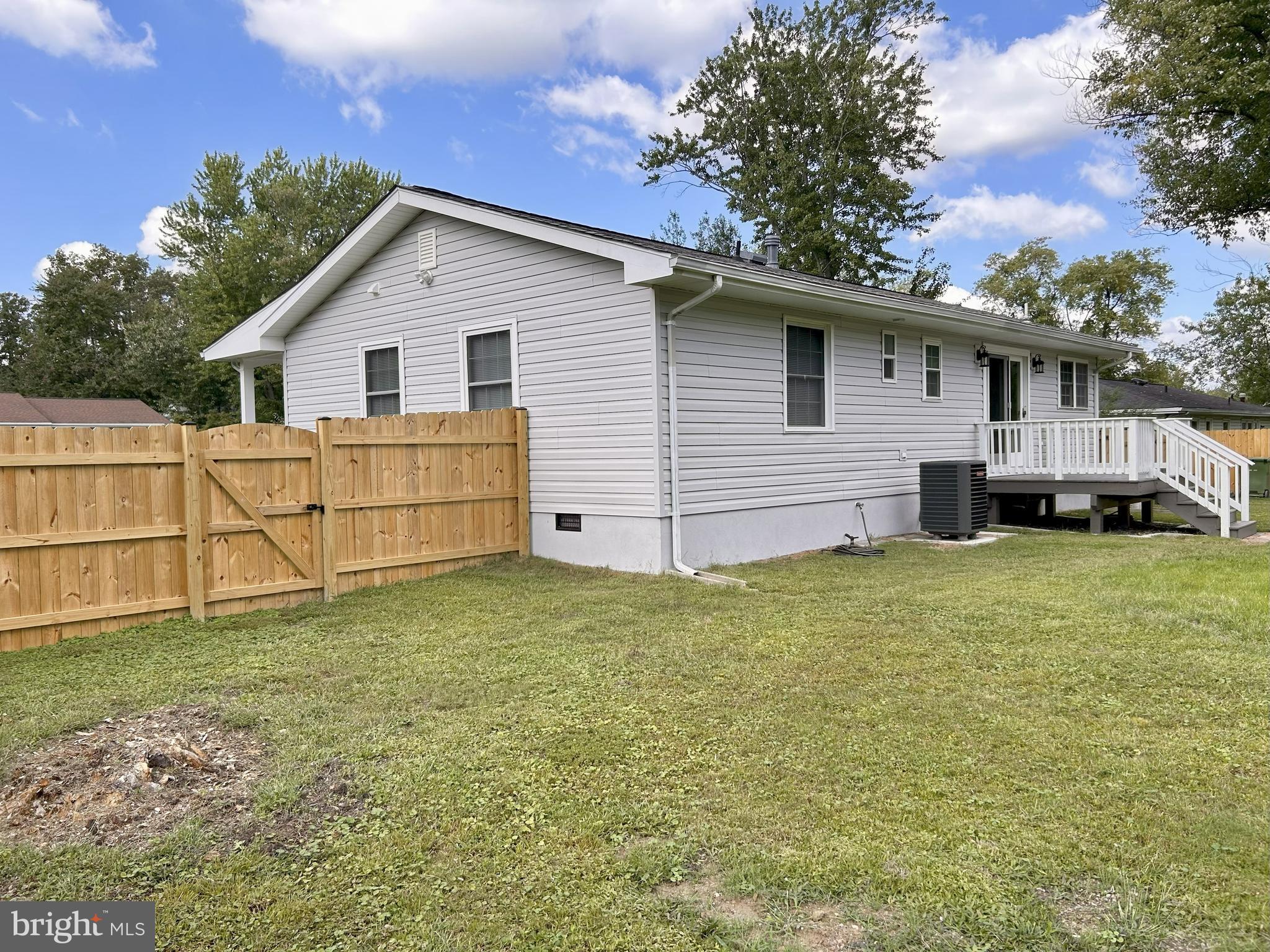 FREDERICKSBURG - Residential Lease