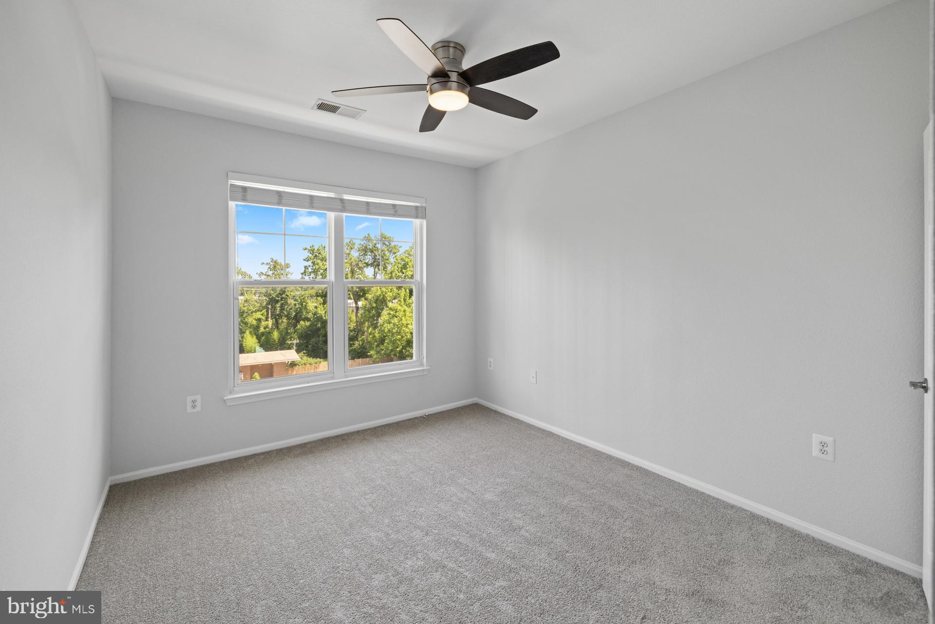 WHITE FLINT STATION - Residential