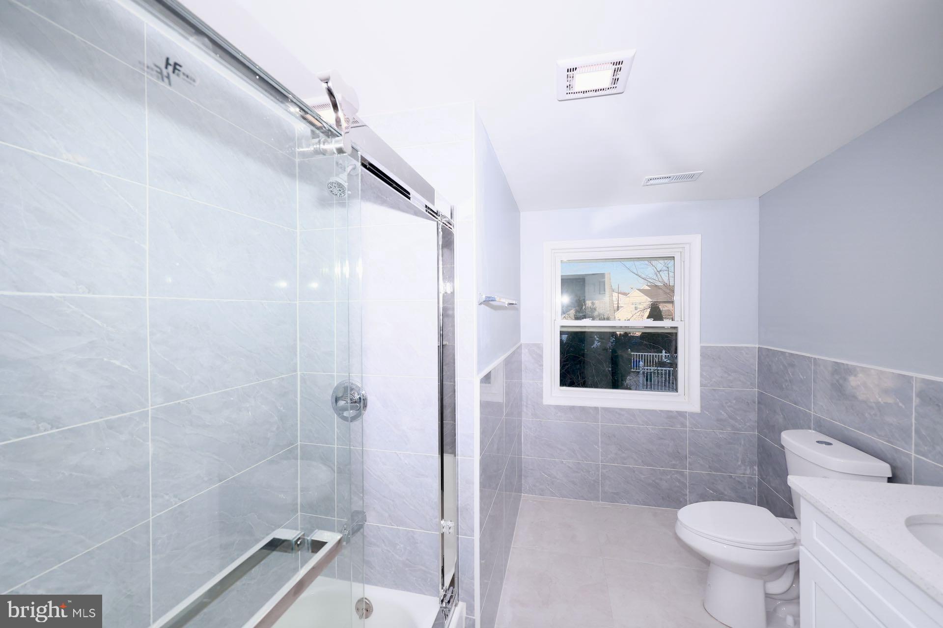 PHILADELPHIA (NORTHEAST) - Residential