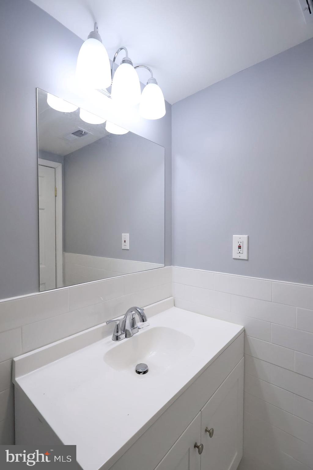 PHILADELPHIA (NORTHEAST) - Residential