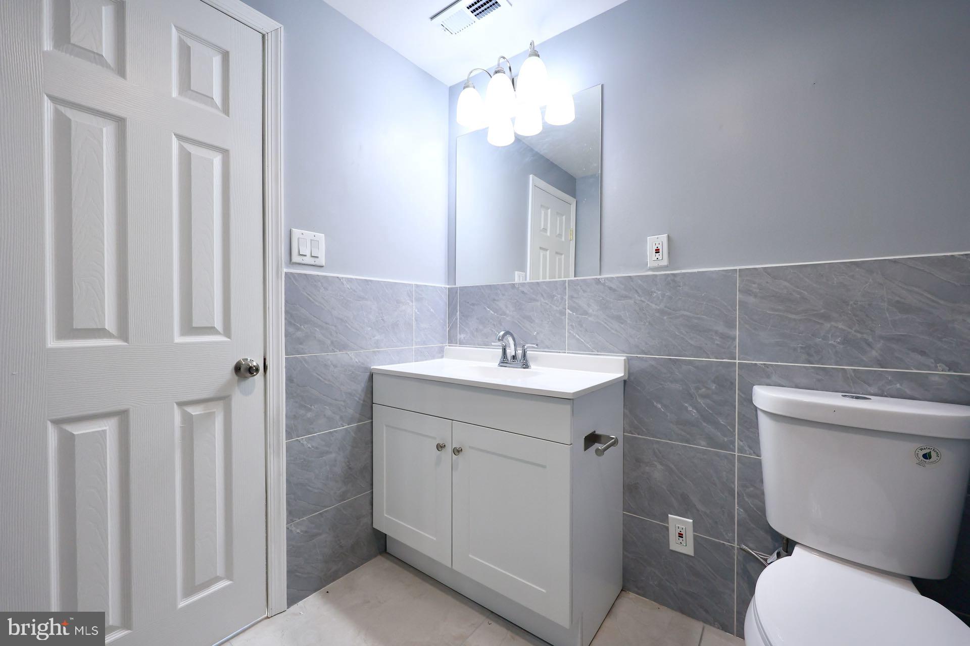 PHILADELPHIA (NORTHEAST) - Residential