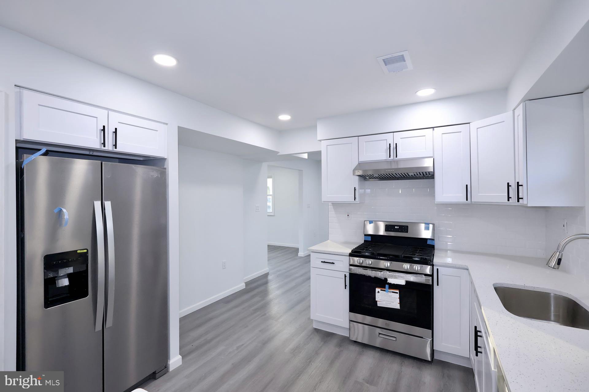 PHILADELPHIA (NORTHEAST) - Residential