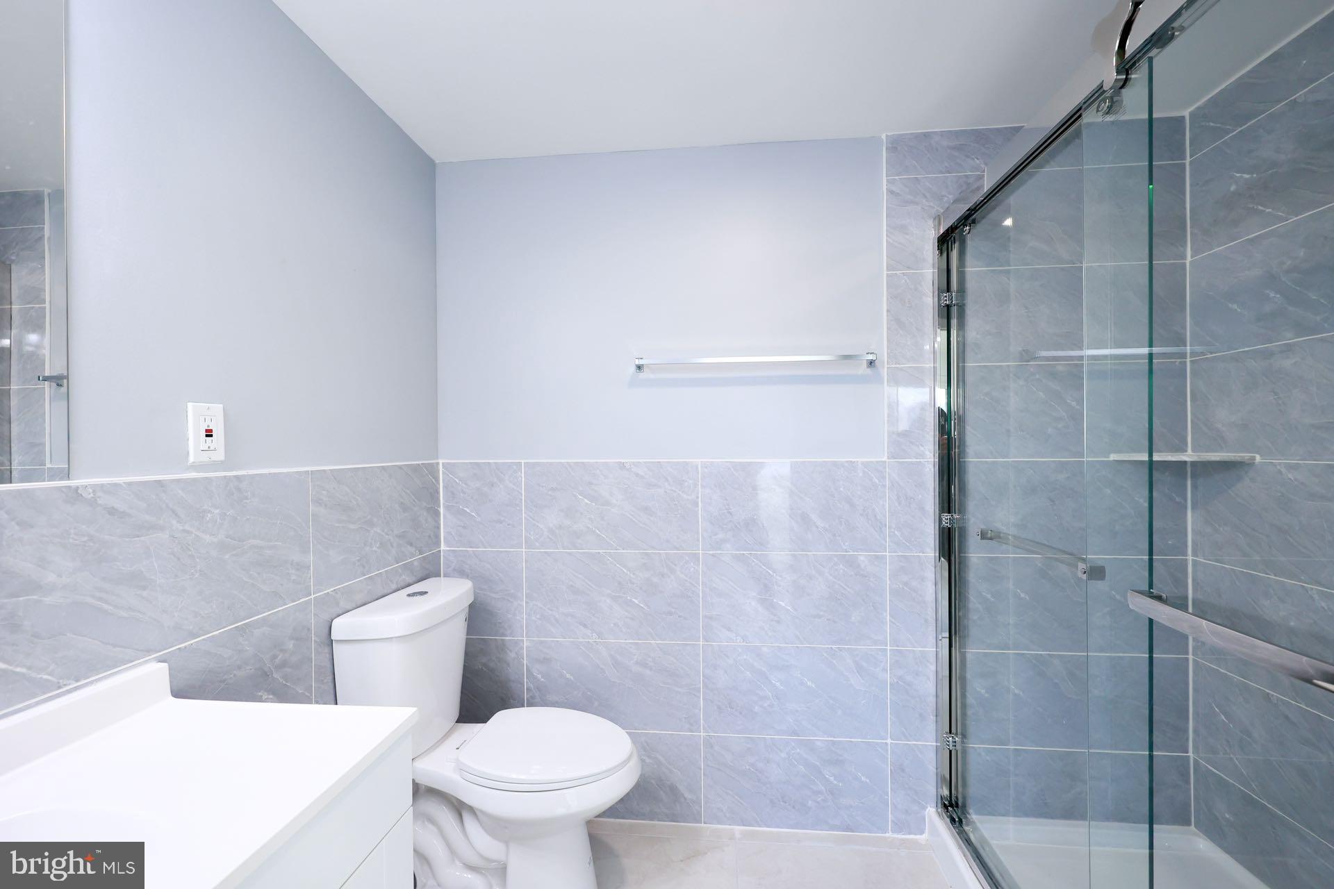 PHILADELPHIA (NORTHEAST) - Residential