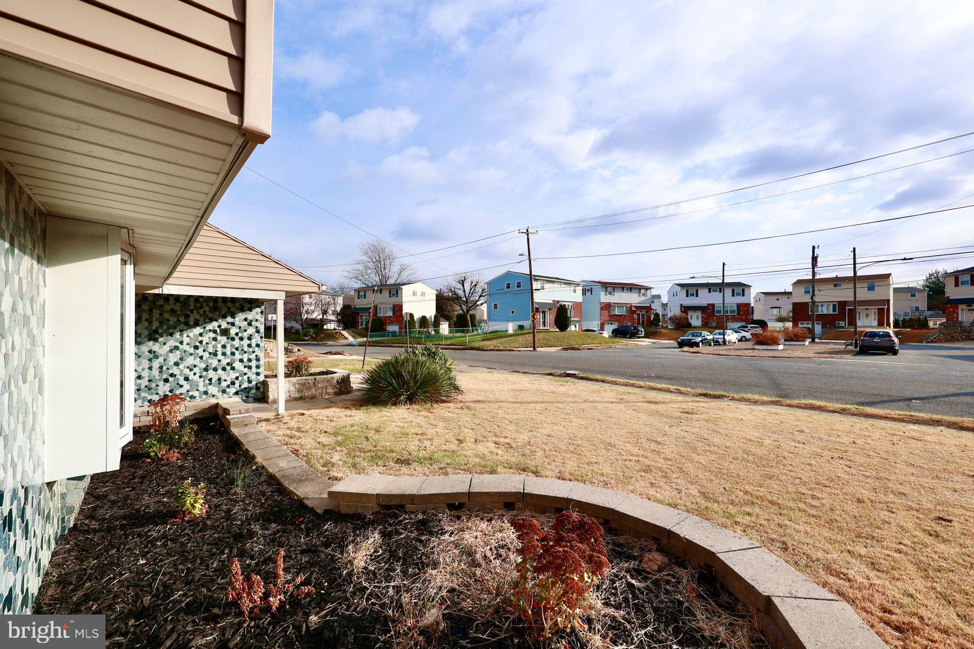 PHILADELPHIA (NORTHEAST) - Residential