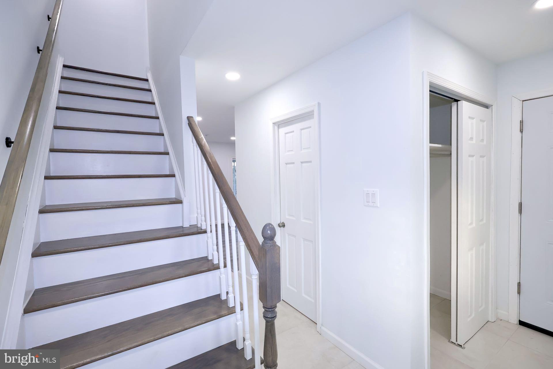 PHILADELPHIA (NORTHEAST) - Residential