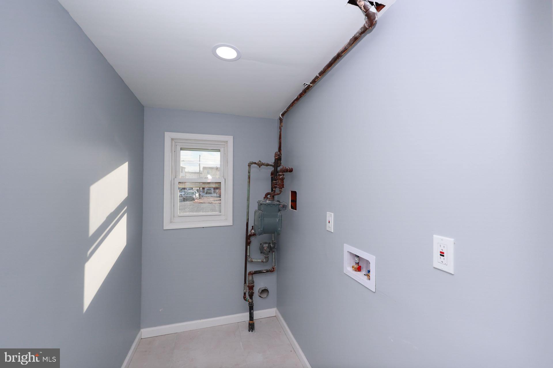 PHILADELPHIA (NORTHEAST) - Residential