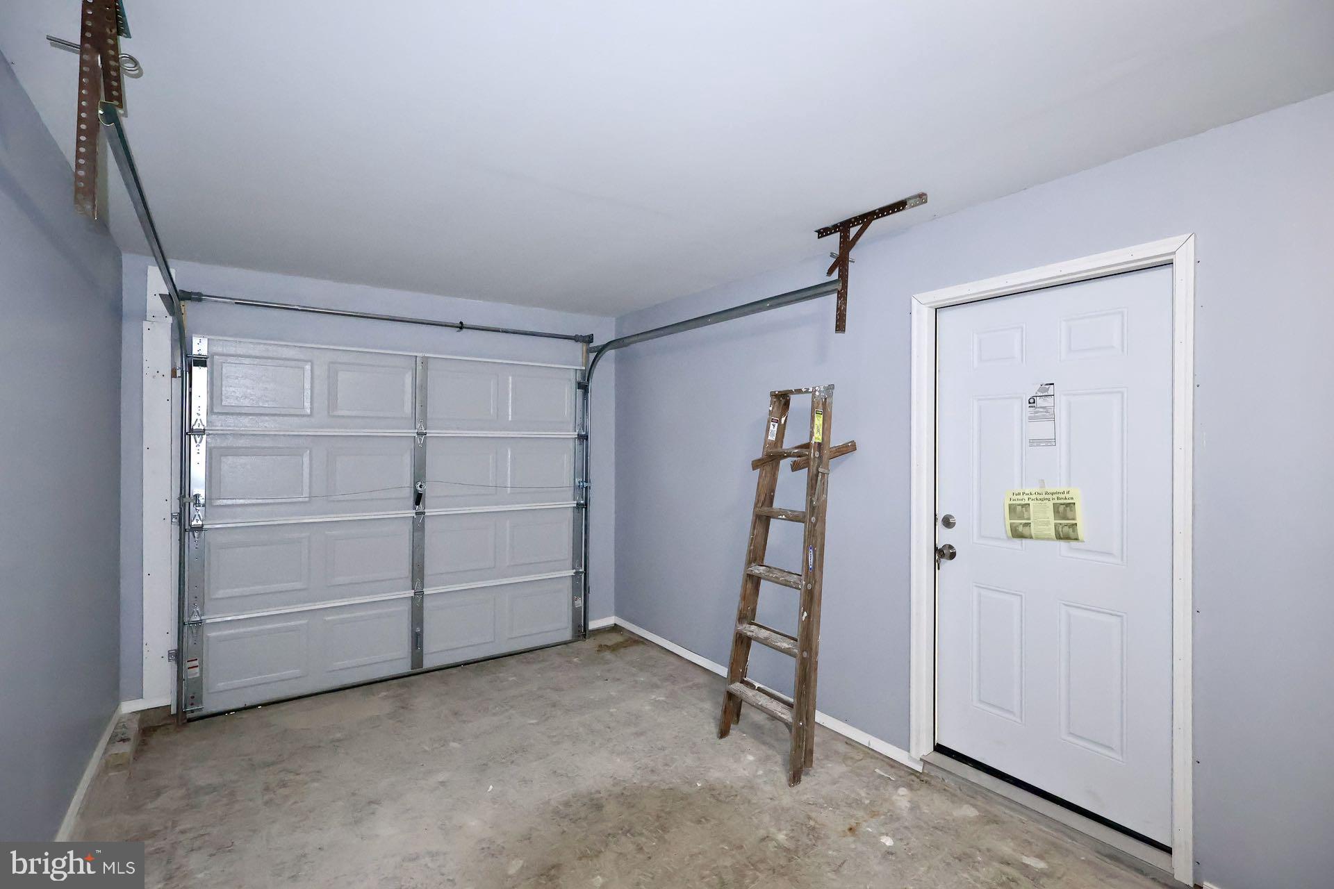 PHILADELPHIA (NORTHEAST) - Residential