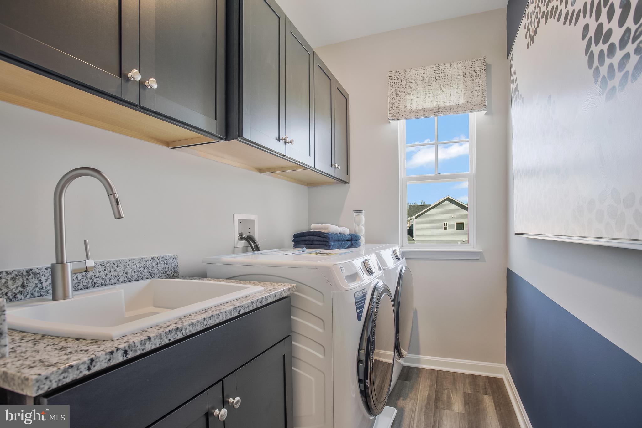 FAIRWAY ESTATES - Residential