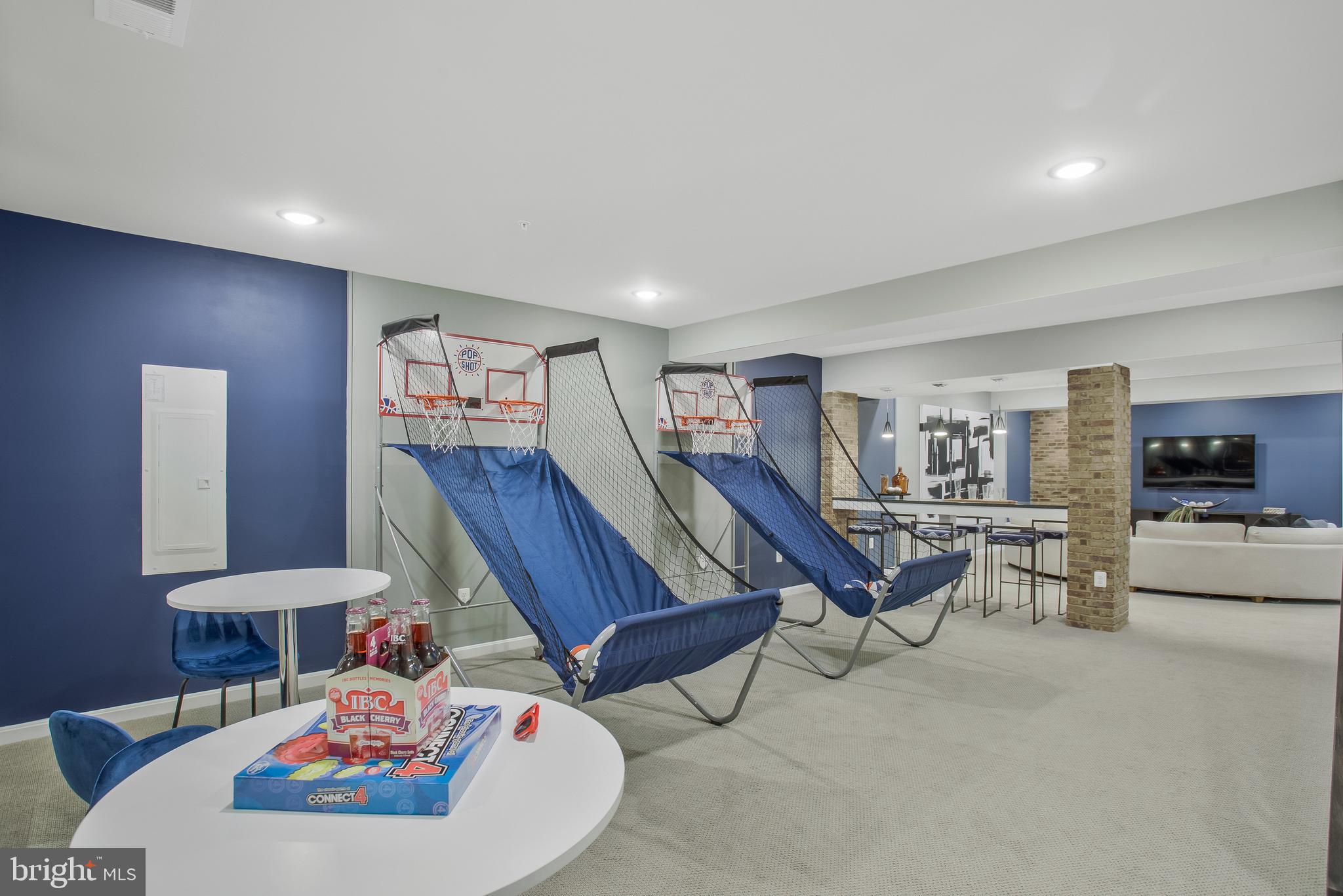 FAIRWAY ESTATES - Residential