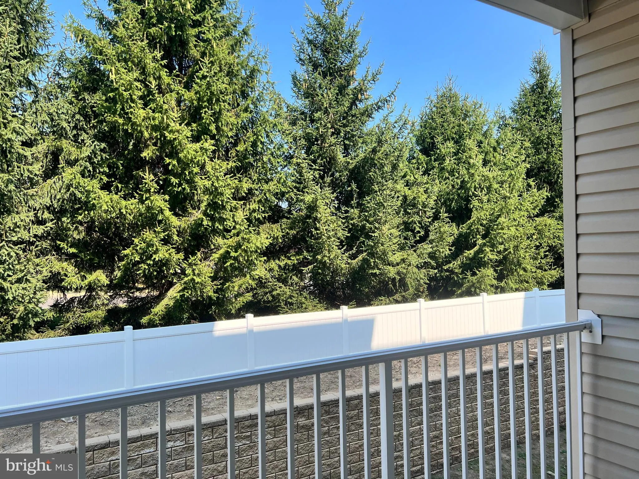 Ewing, New Jersey 08618, United States, 2 Bedrooms Bedrooms, ,2 BathroomsBathrooms,Residential,Active,164551