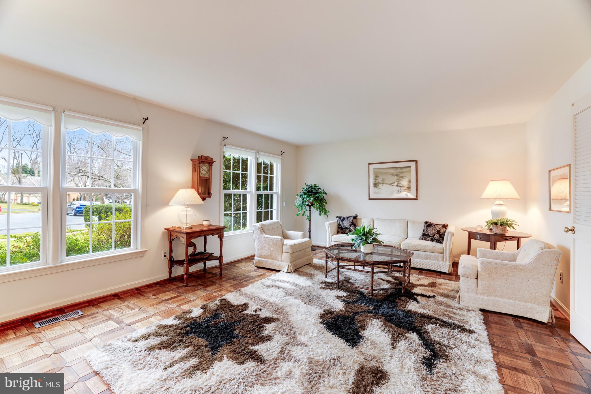 MC LEAN HUNT - Residential