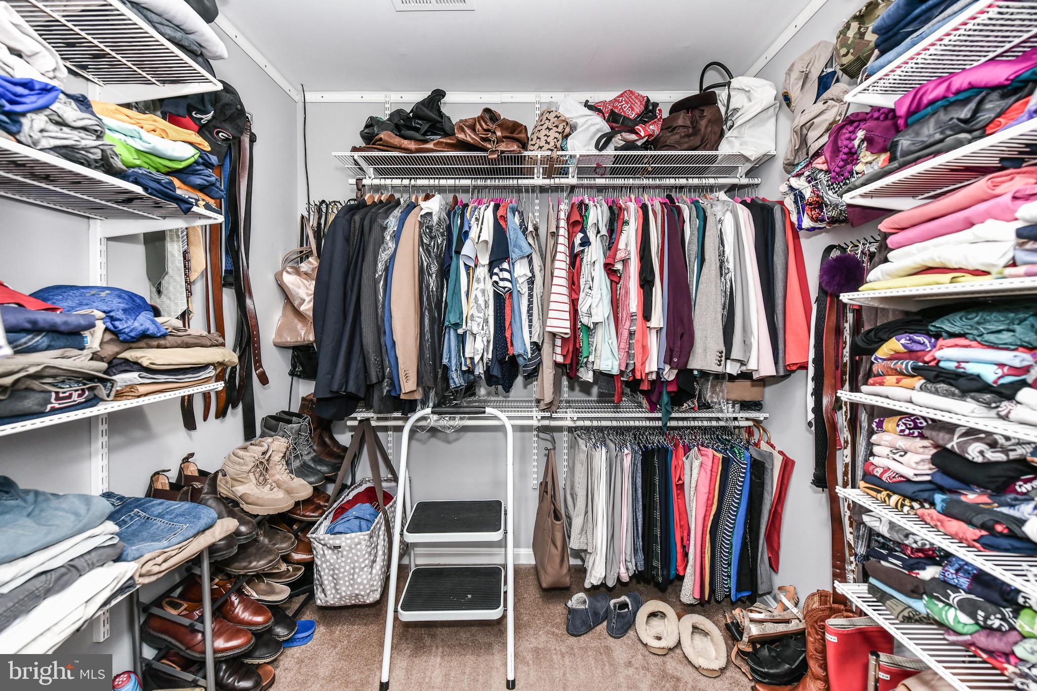 GREEN HILL FARM - Residential Lease