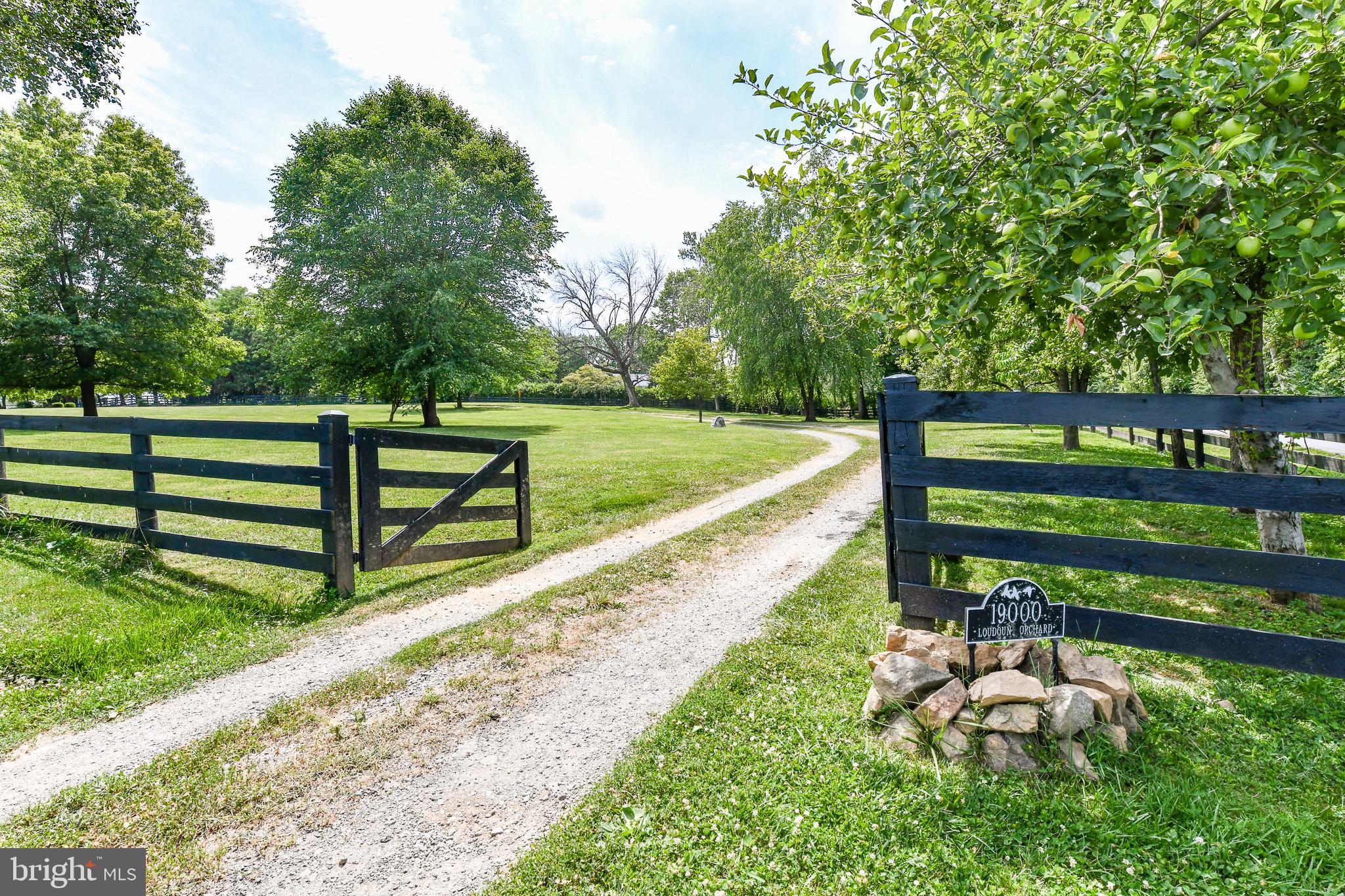 GREEN HILL FARM - Residential Lease