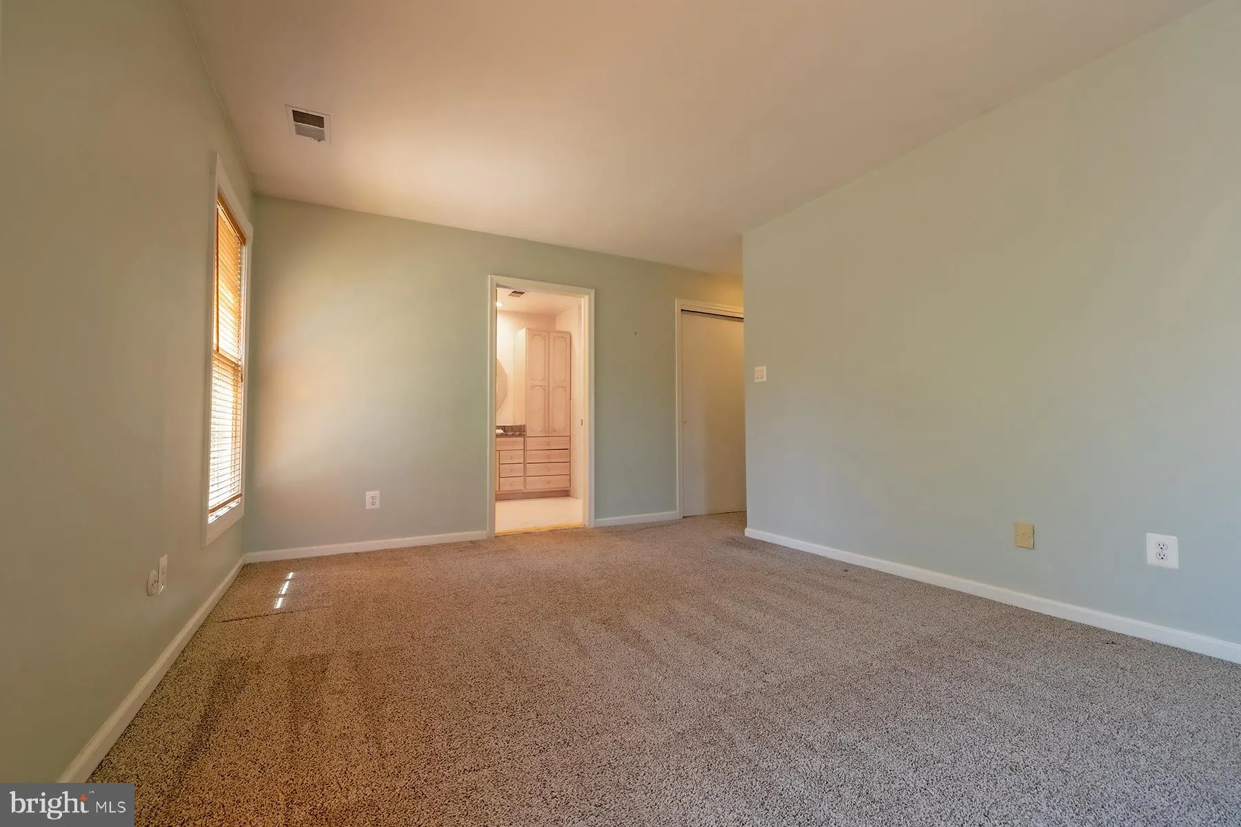 Penllyn, Pennsylvania 19422, United States, 3 Bedrooms Bedrooms, ,2 BathroomsBathrooms,Residential,Contingent,121727