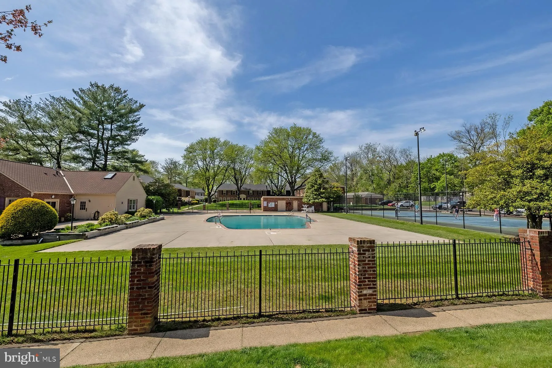 Penllyn, Pennsylvania 19422, United States, 3 Bedrooms Bedrooms, ,2 BathroomsBathrooms,Residential,Contingent,121727