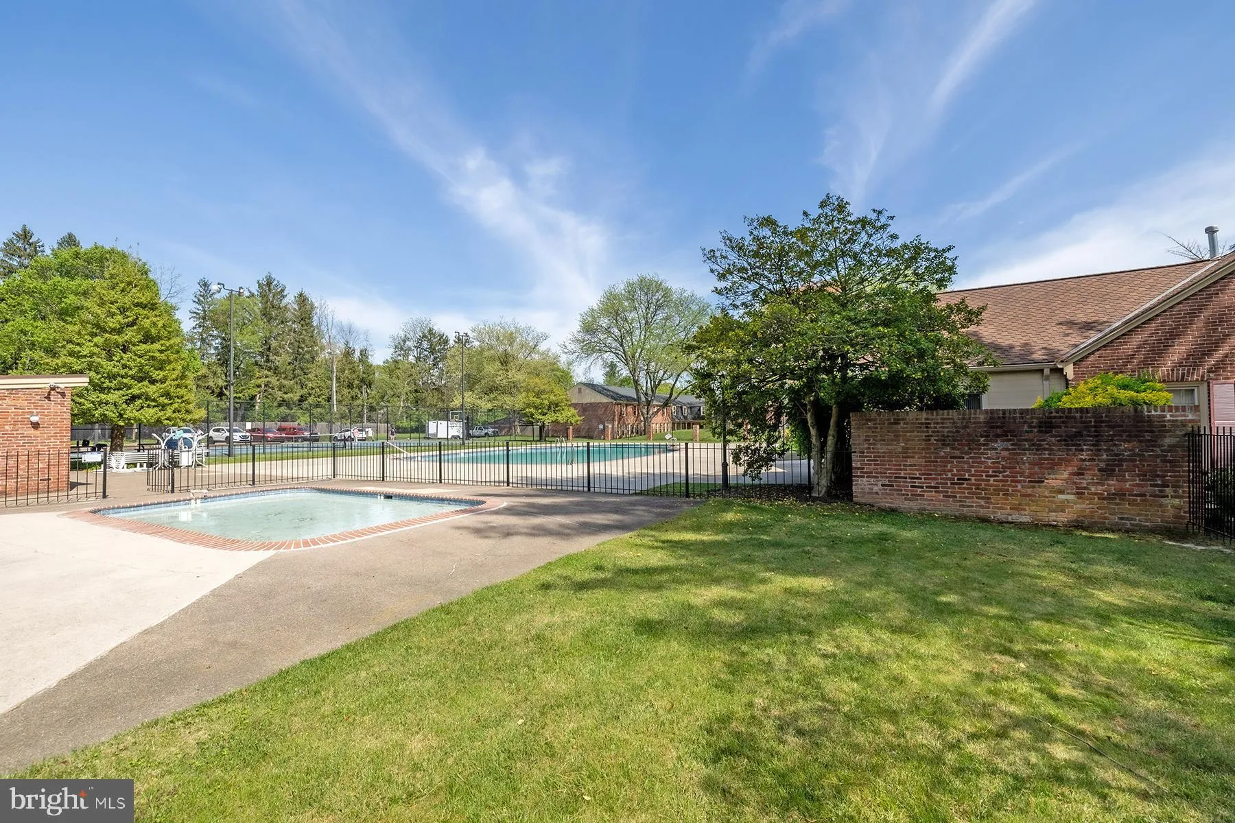 Penllyn, Pennsylvania 19422, United States, 3 Bedrooms Bedrooms, ,2 BathroomsBathrooms,Residential,Contingent,121727