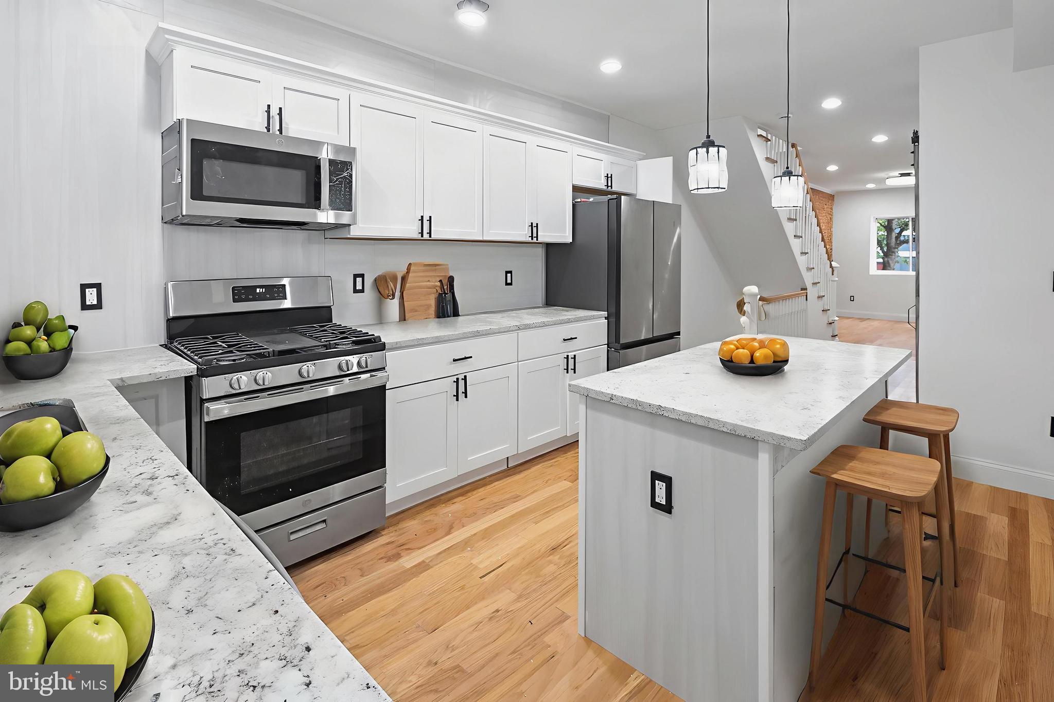BROADWAY EAST - Residential