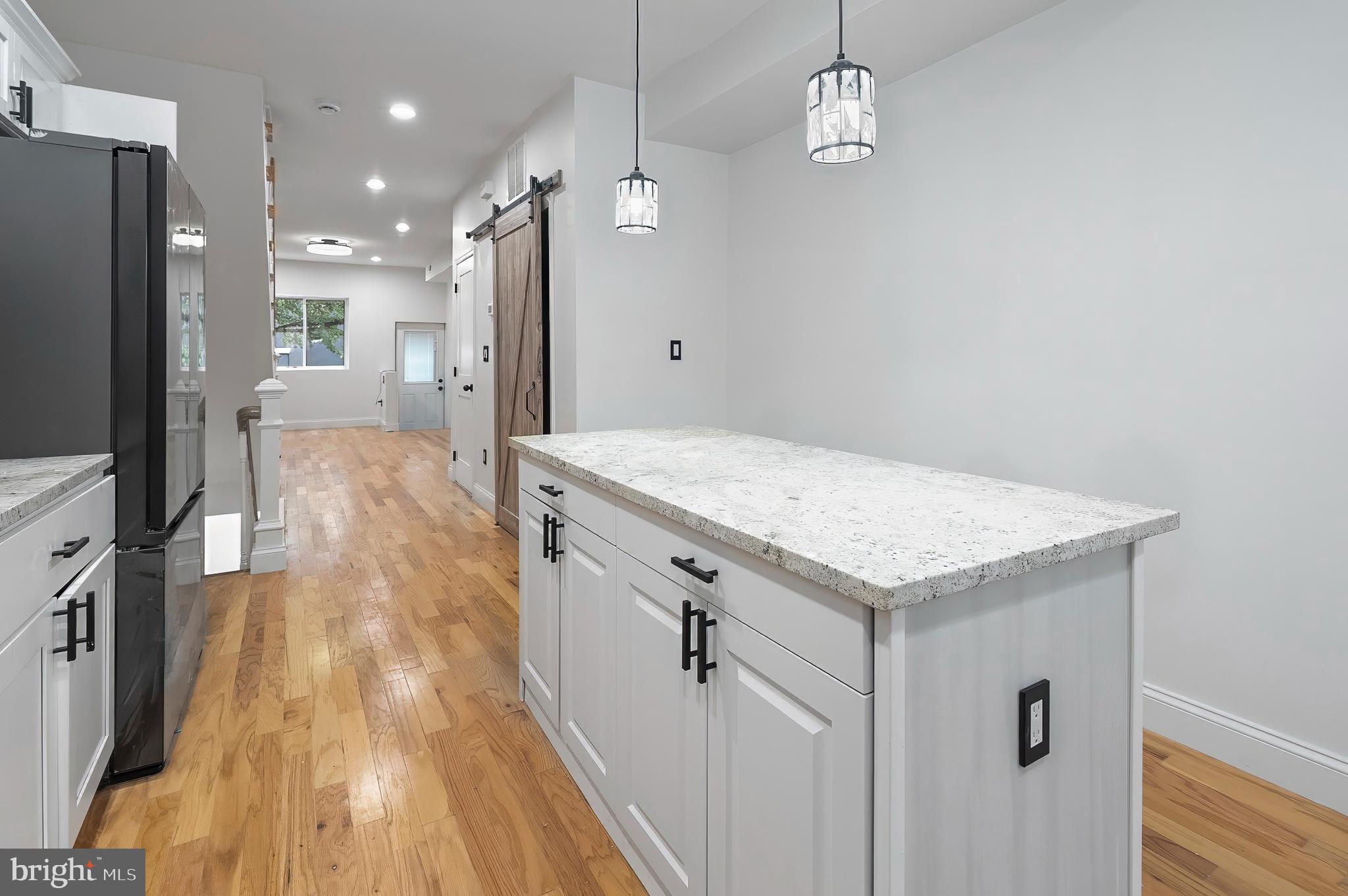BROADWAY EAST - Residential
