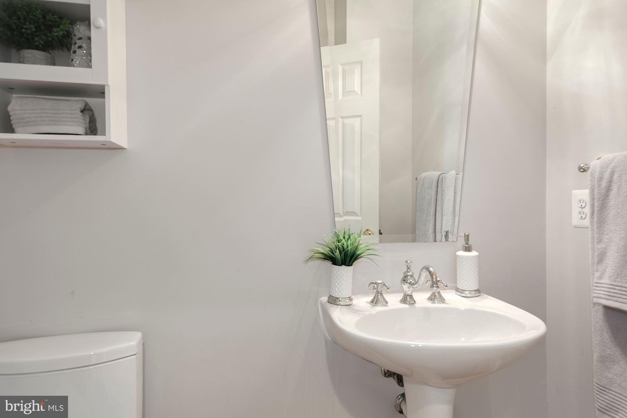 FAIRWAY HILLS - Residential