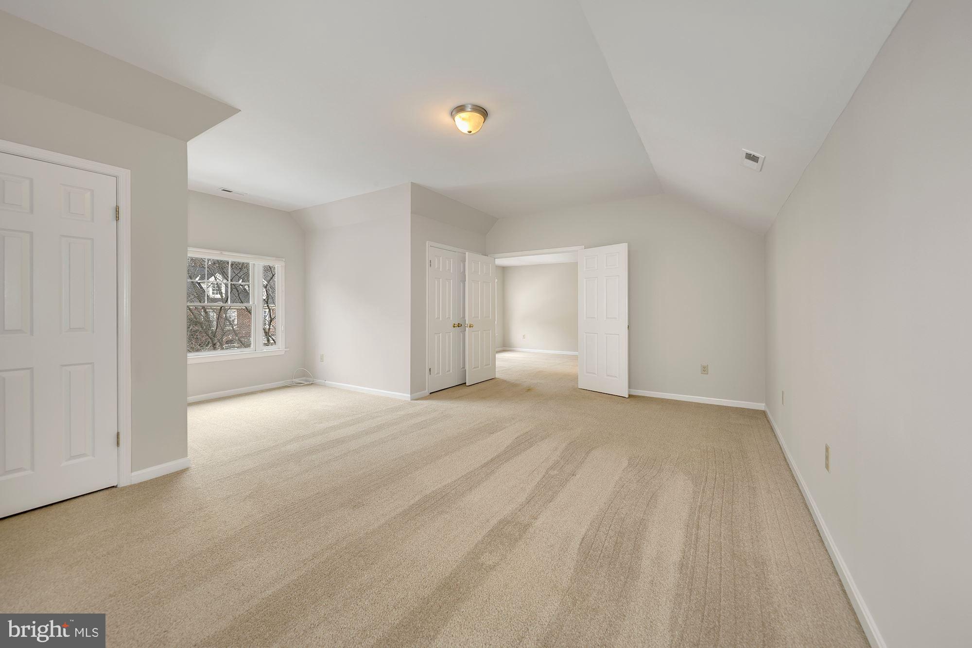 FAIRWAY HILLS - Residential