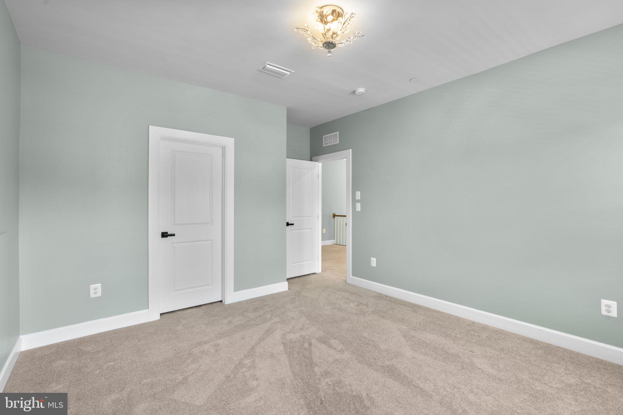 TURF VALLEY - Residential