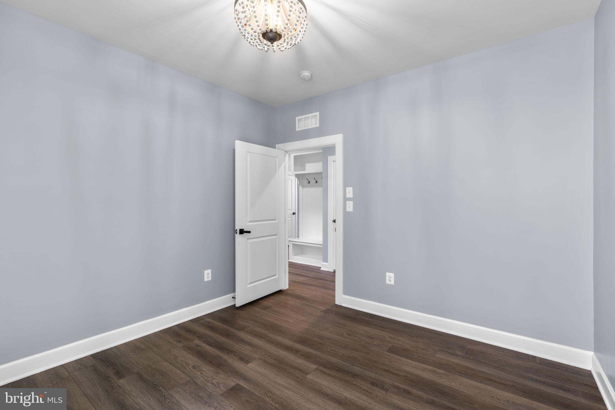 TURF VALLEY - Residential