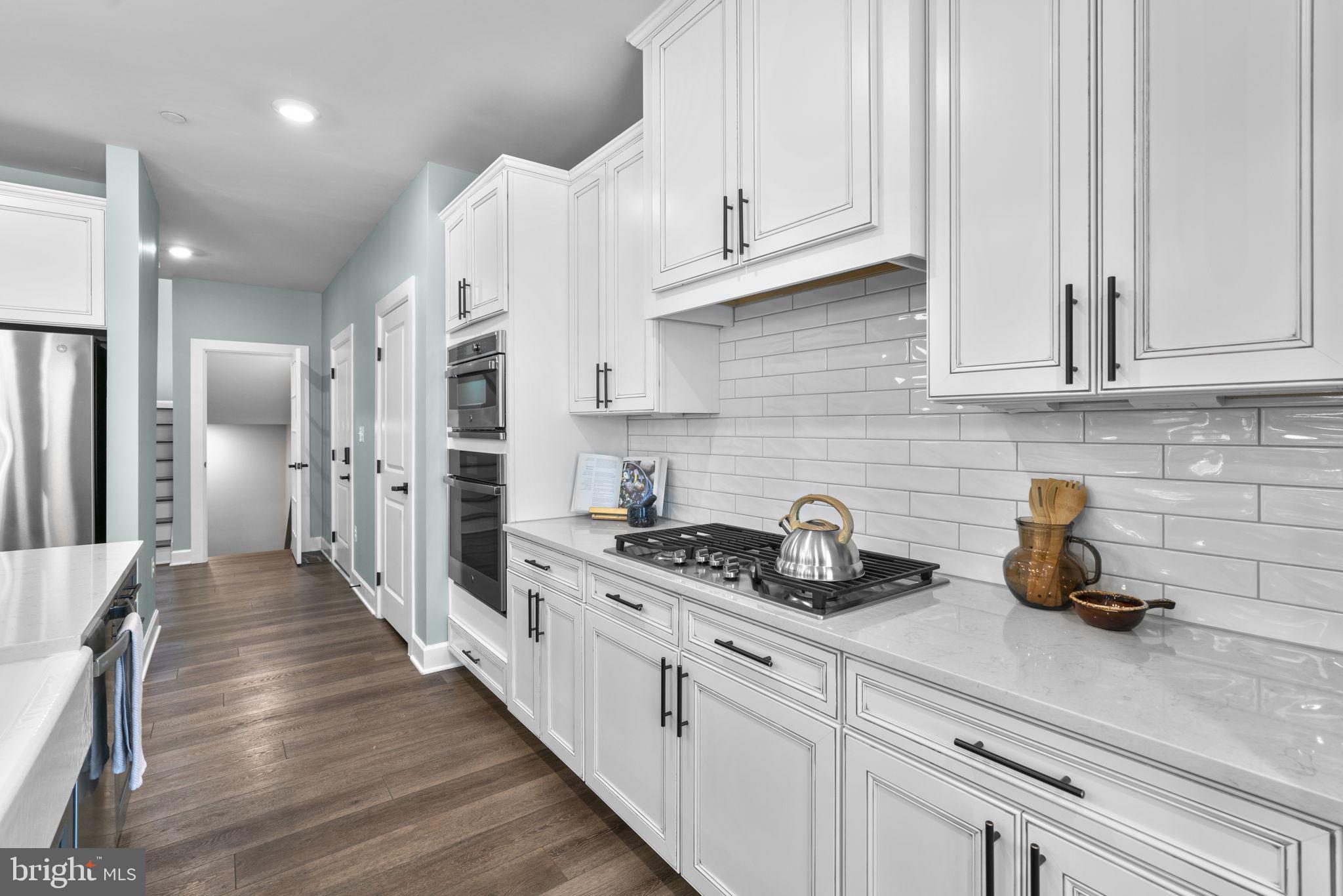 TURF VALLEY - Residential