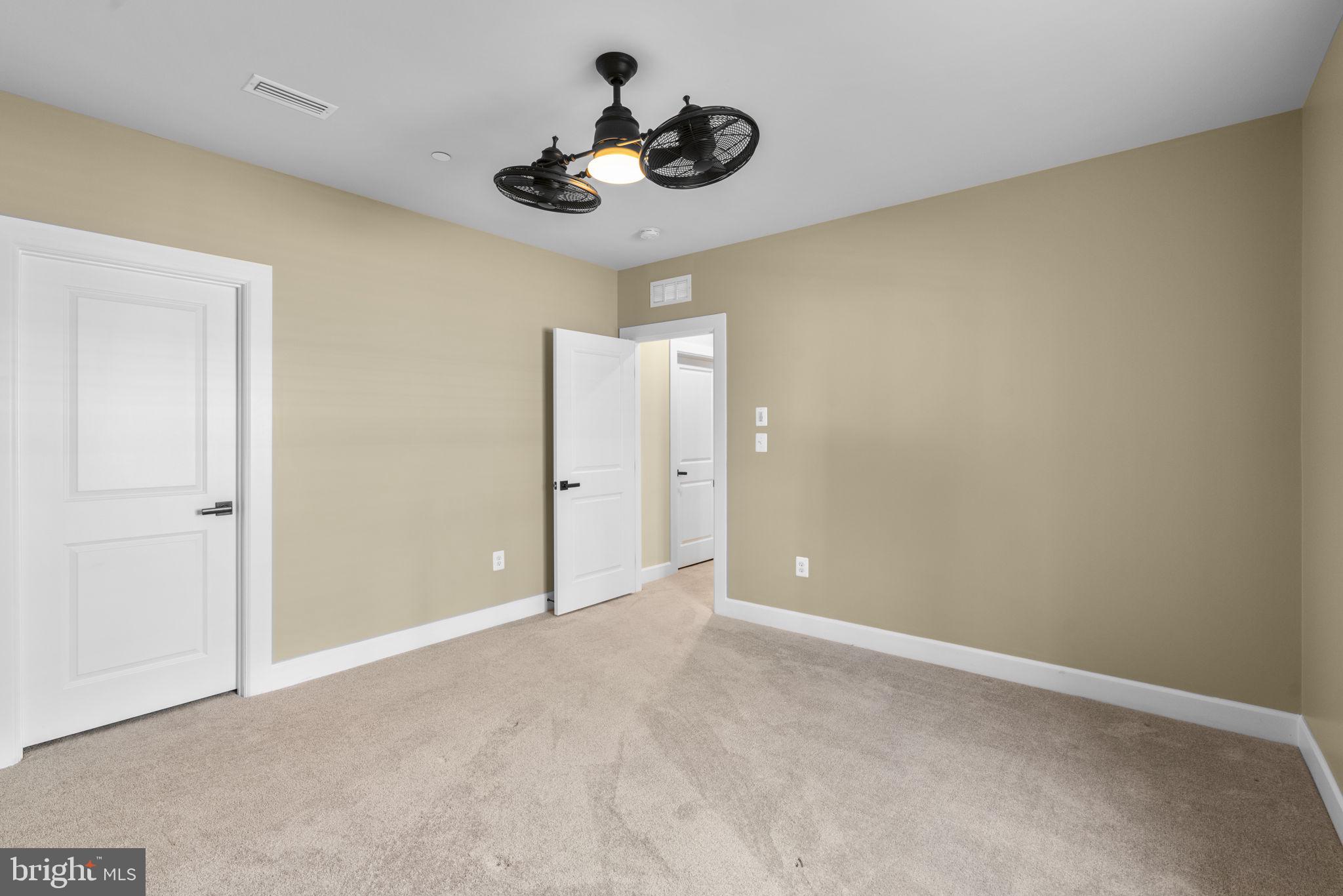 TURF VALLEY - Residential