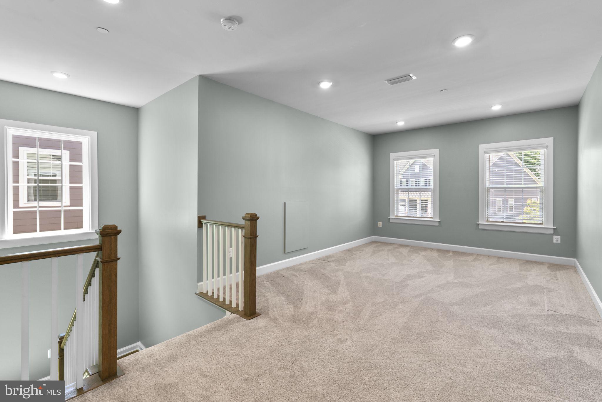 TURF VALLEY - Residential
