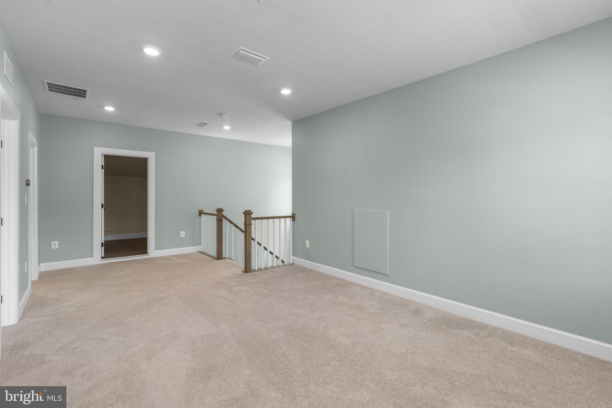 TURF VALLEY - Residential