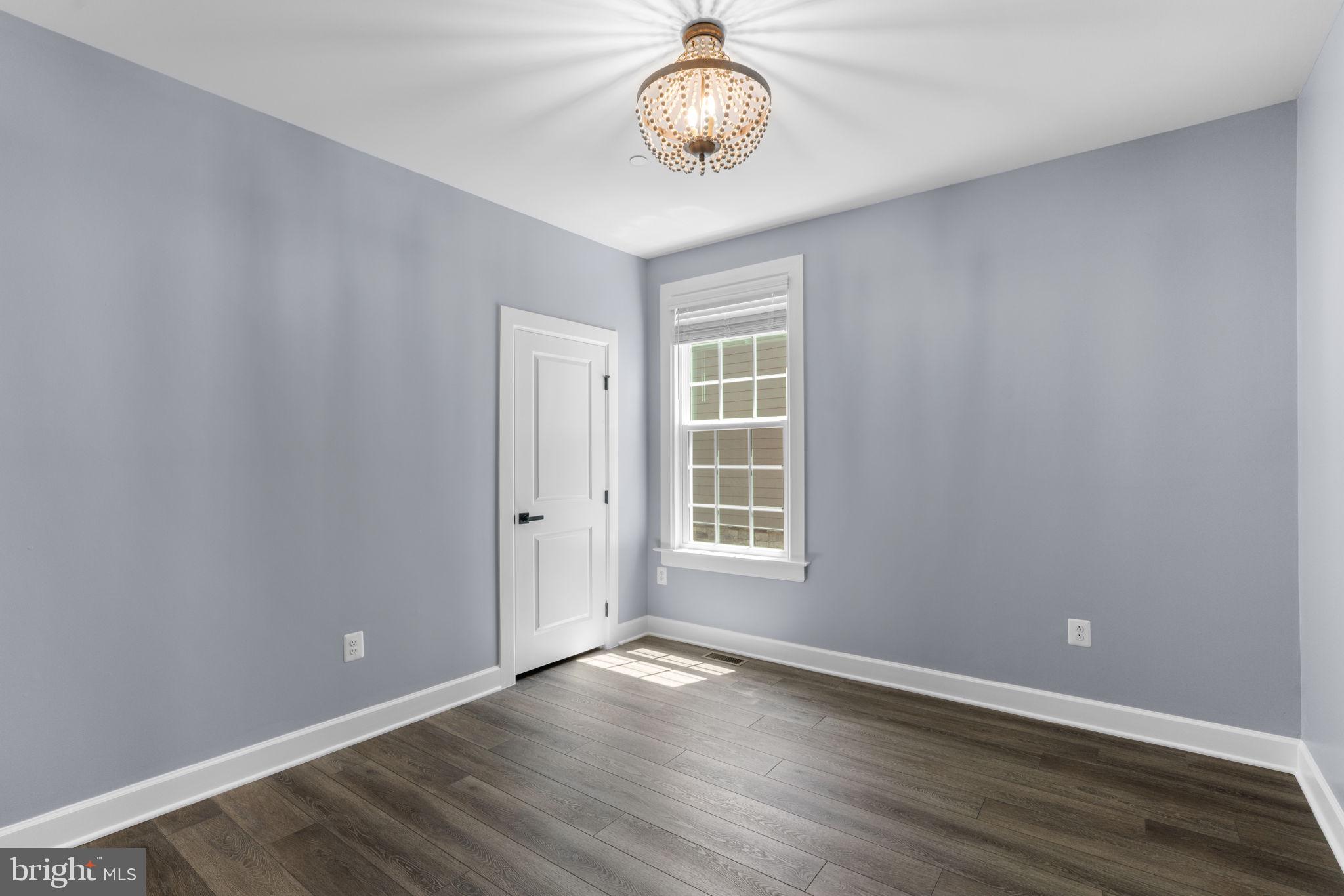 TURF VALLEY - Residential
