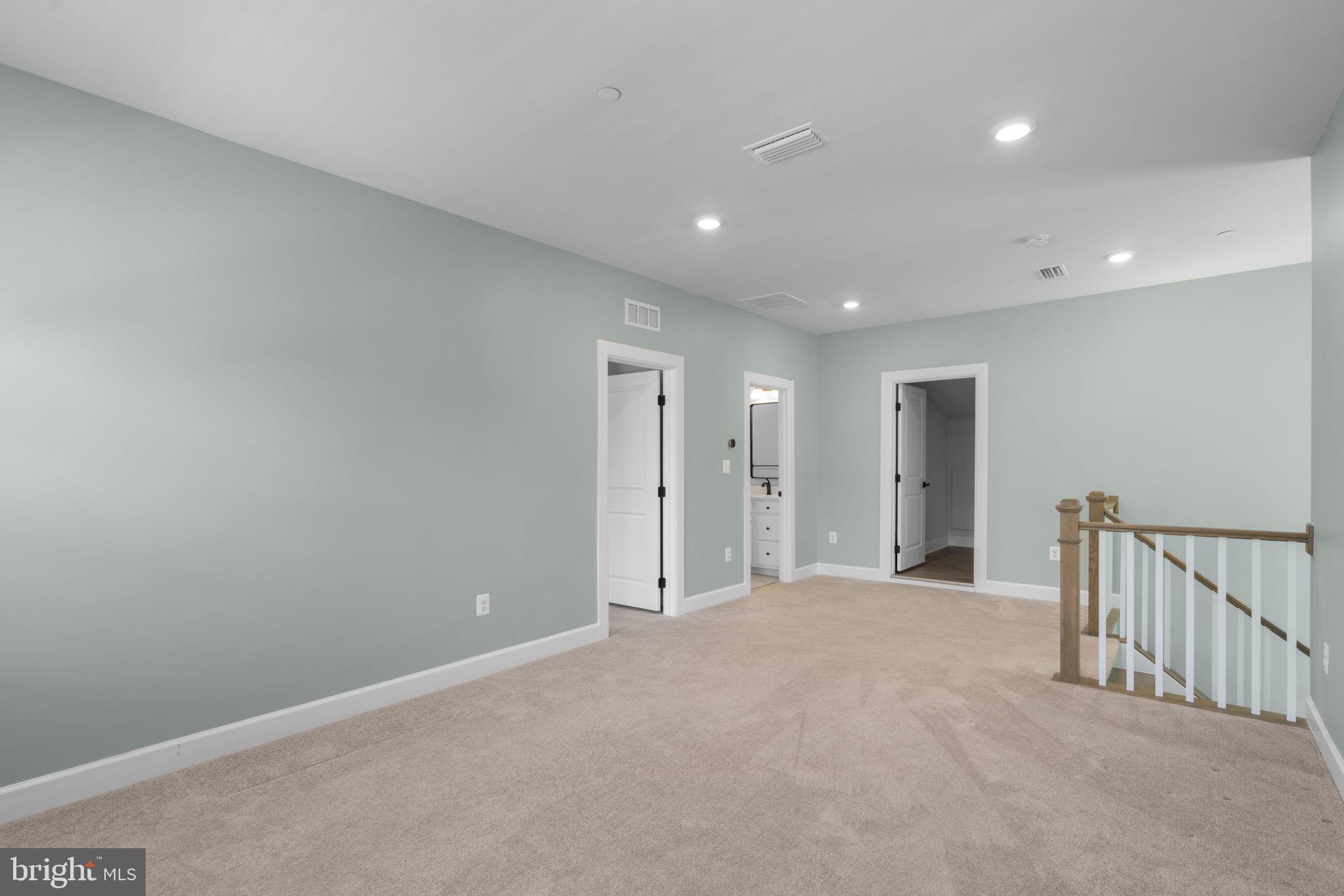 TURF VALLEY - Residential