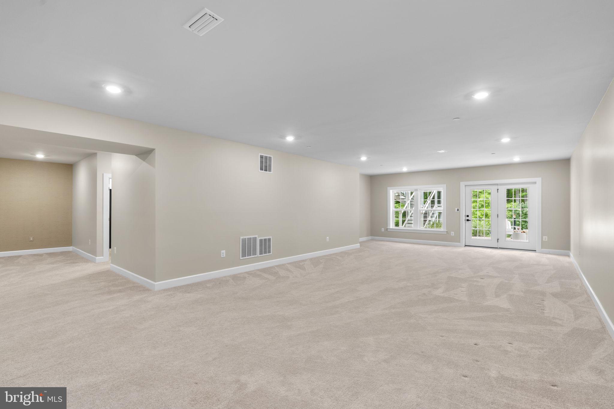 TURF VALLEY - Residential