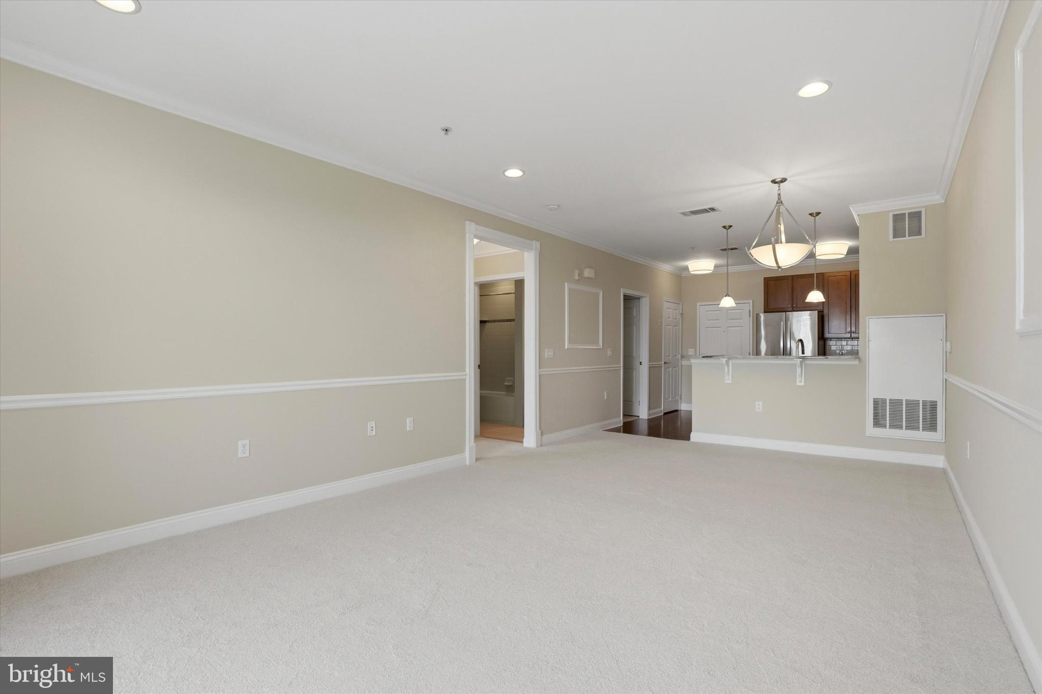 THE GRANDE AT RIVERVIEW - Residential