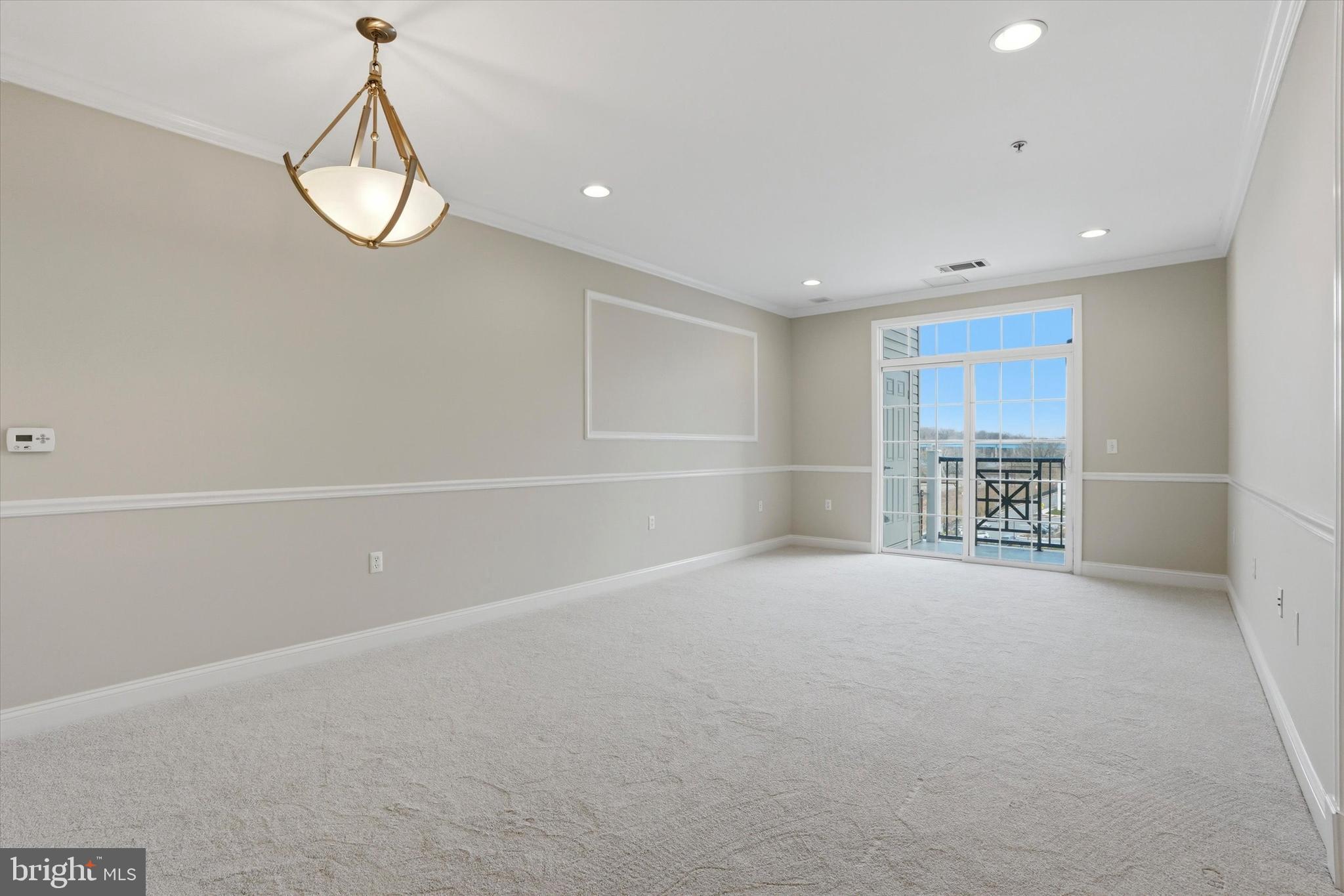 THE GRANDE AT RIVERVIEW - Residential