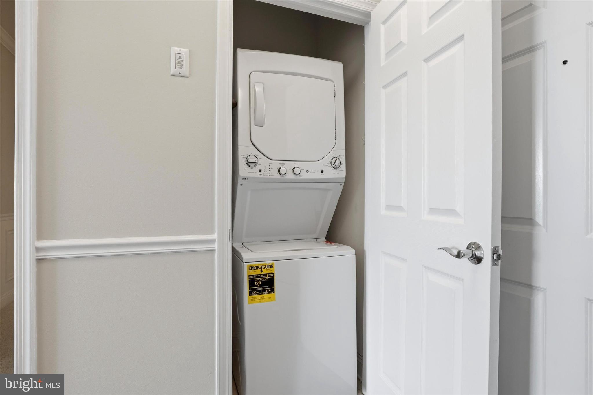 THE GRANDE AT RIVERVIEW - Residential