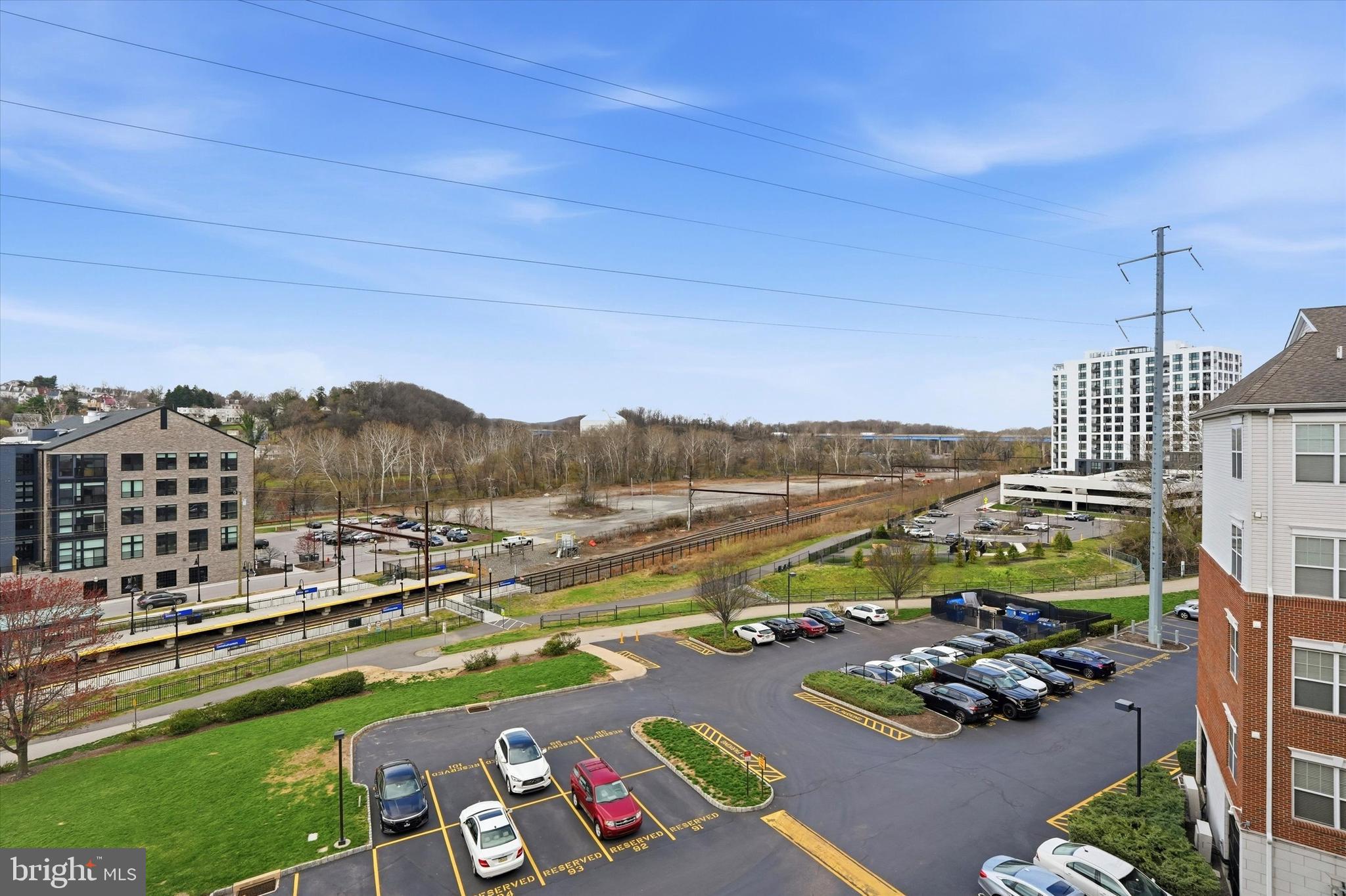 THE GRANDE AT RIVERVIEW - Residential