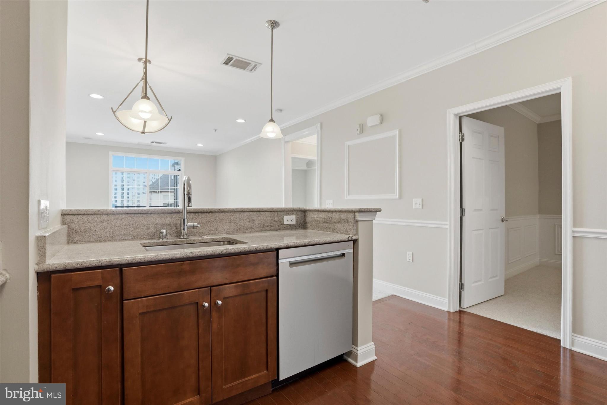 THE GRANDE AT RIVERVIEW - Residential